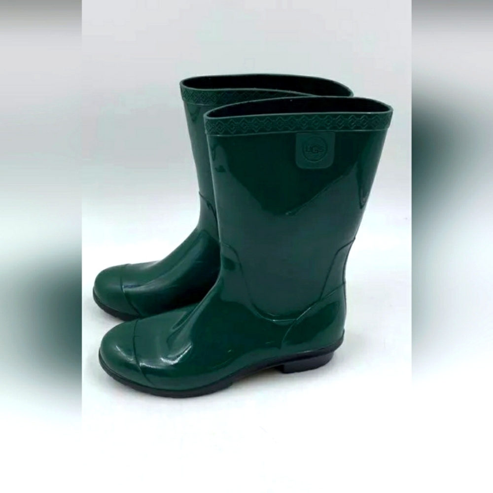 UGG Girls Raana Green Approx Mid-Calf Round Toe Pull On Rain Boots Size 6.5